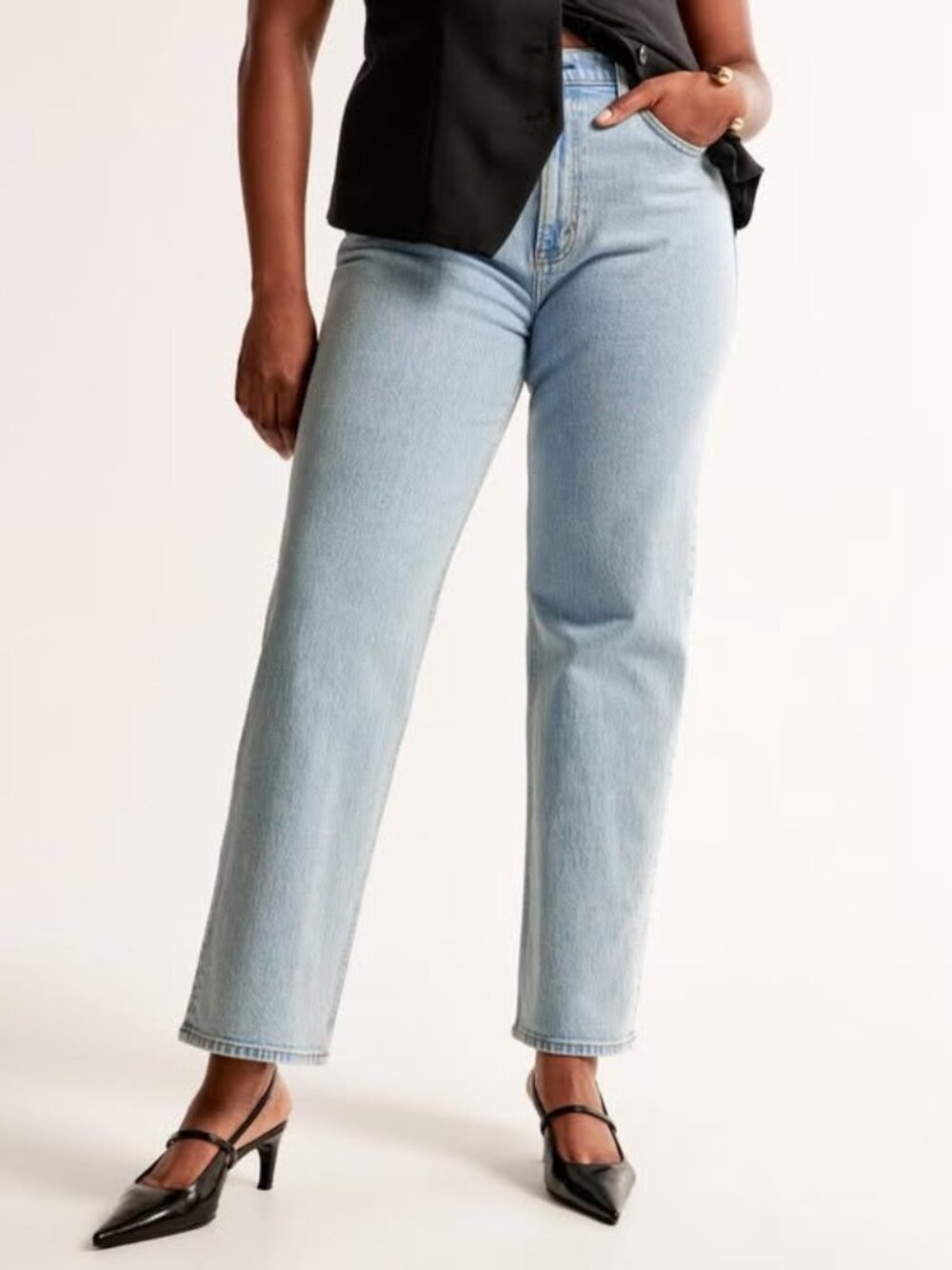 Abercrombie Curve Love Ultra High Rise 90s Straight Jean